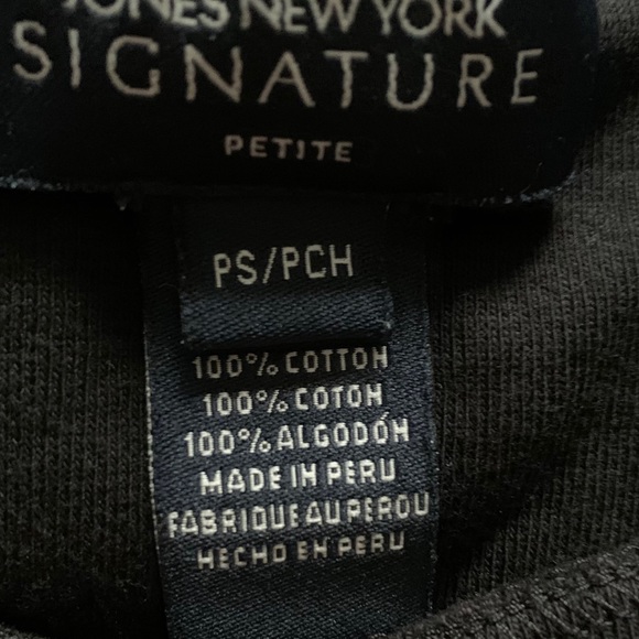 Small Black Jones New York Signature T-Shirt - Picture 5 of 5